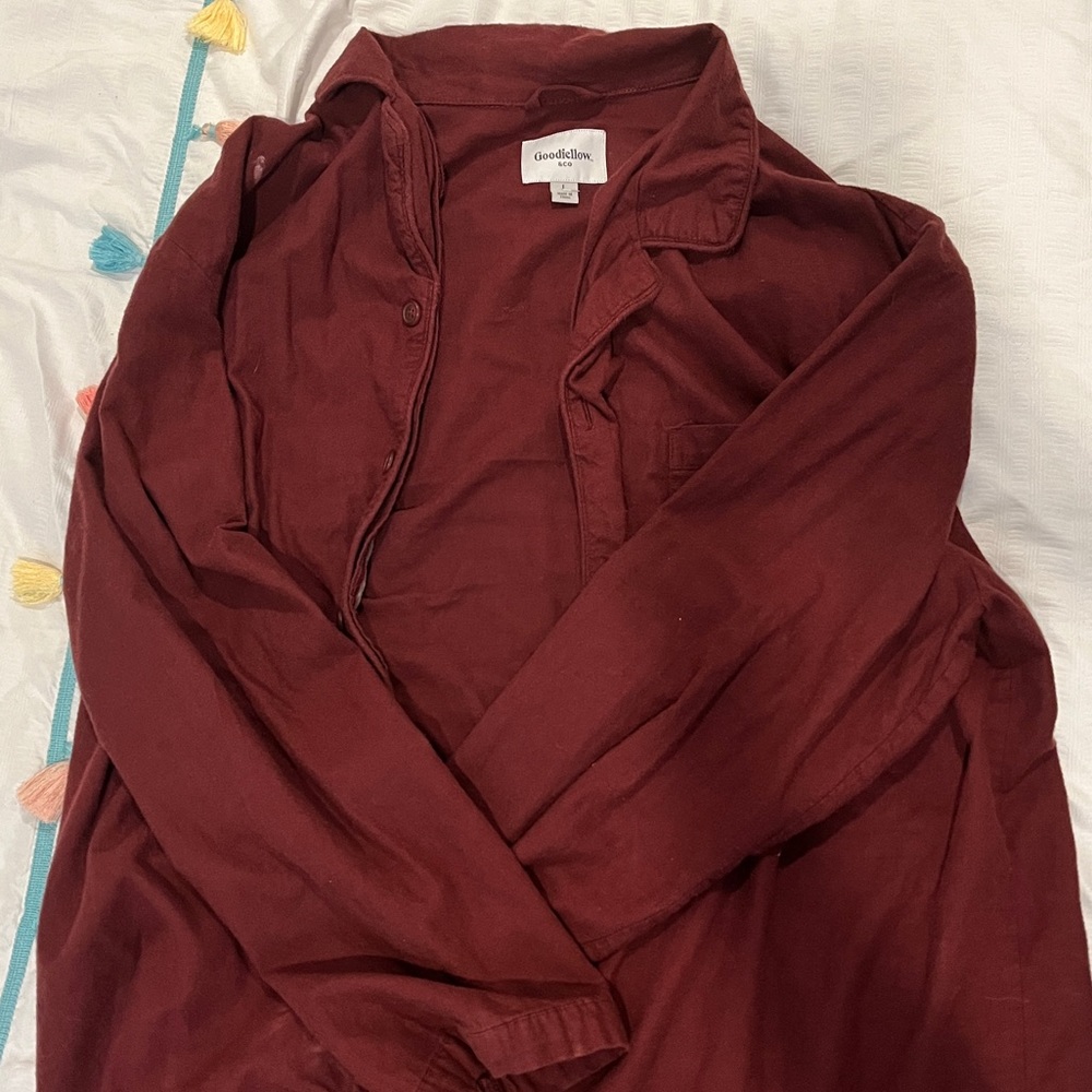 Men’s burgundy/maroon red button up top